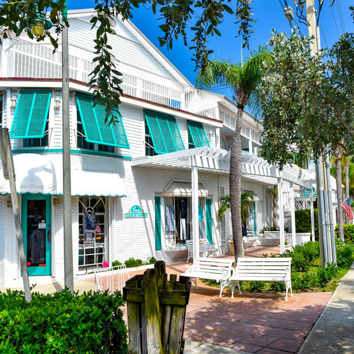 vero-beach-shopping-best-stores-for-clothing-gifts-food-and-more